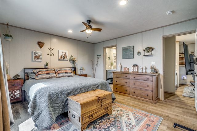 344 Hometown Way, Springtown, TX 76082