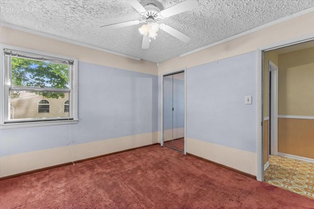 1915 Miller STREET, West Bend, WI 53095