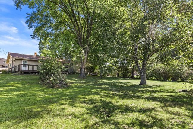 1915 Miller STREET, West Bend, WI 53095