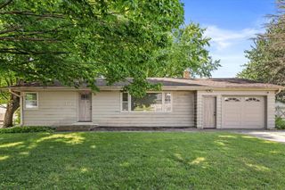1915 Miller STREET, West Bend, WI 53095