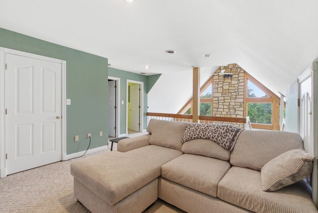 55 Woodland Cove, Waynesburg, KY 40489