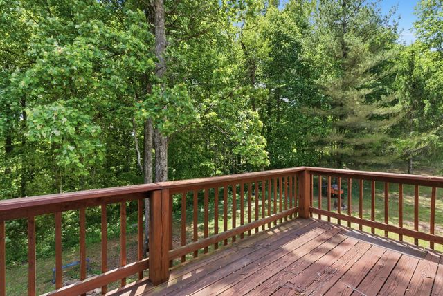 55 Woodland Cove, Waynesburg, KY 40489