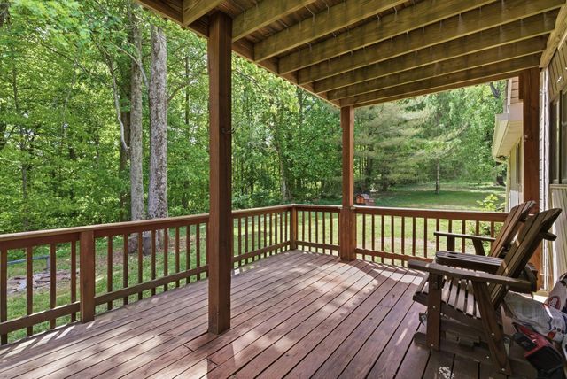 55 Woodland Cove, Waynesburg, KY 40489