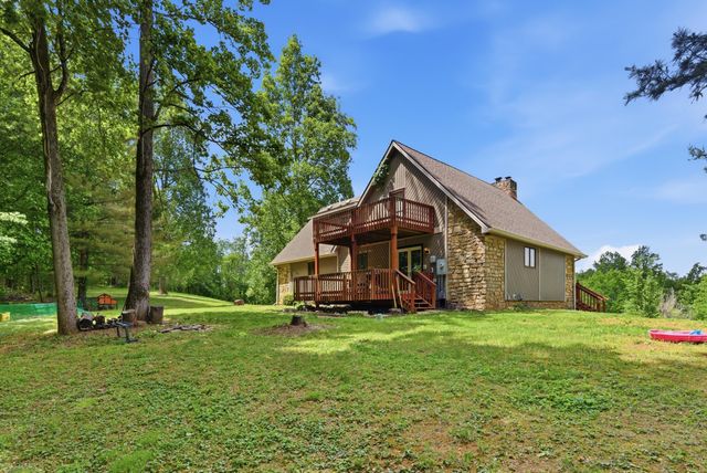 55 Woodland Cove, Waynesburg, KY 40489