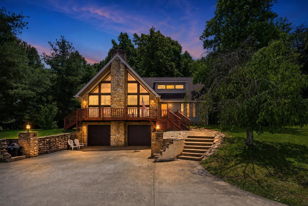 55 Woodland Cove, Waynesburg, KY 40489