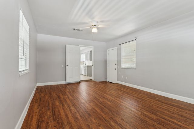 1401 Bluebonnet Trail, Arlington, TX 76013