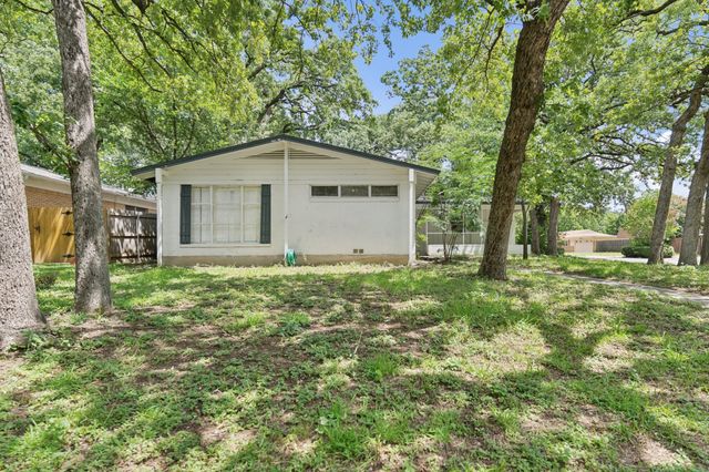 1401 Bluebonnet Trail, Arlington, TX 76013