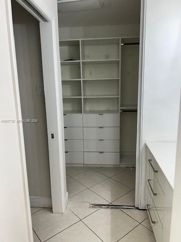 3987 N Carambola Cir N 2923, Coconut Creek, FL 33066