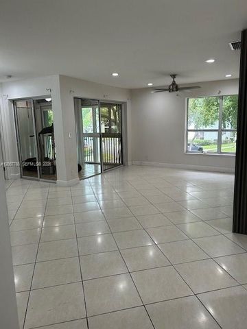 3987 N Carambola Cir N 2923, Coconut Creek, FL 33066