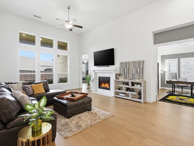 9213 Prickly Pear Trail, Argyle, TX 76226