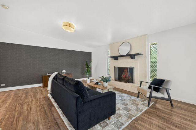 4808 Broadhill DR, Austin, TX 78723