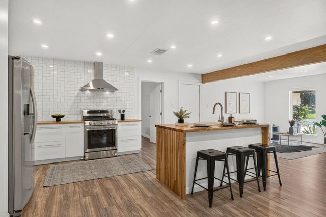 4808 Broadhill DR, Austin, TX 78723