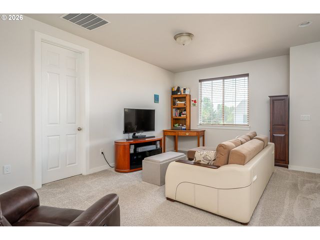 6675 Sw BRISBAND St, Wilsonville, OR 97070