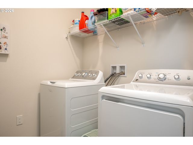 6675 Sw BRISBAND St, Wilsonville, OR 97070