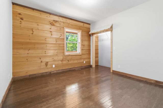 196 Cecil Smith Road, Hustonville, KY 40437