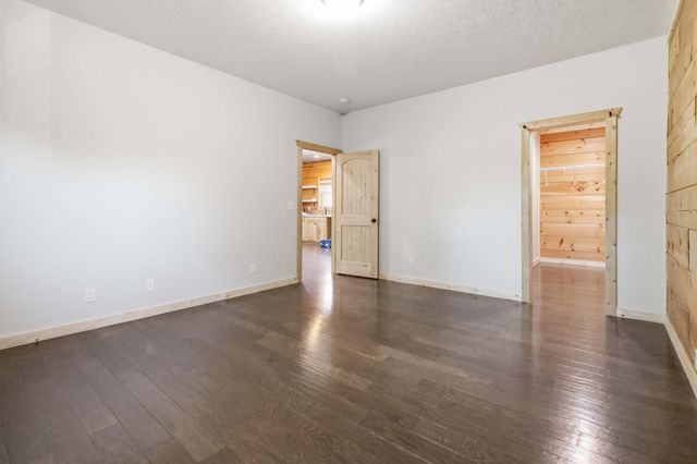 196 Cecil Smith Road, Hustonville, KY 40437