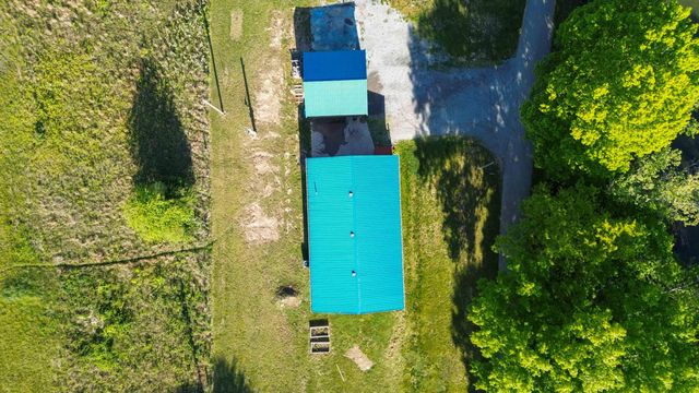 196 Cecil Smith Road, Hustonville, KY 40437