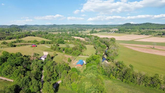 196 Cecil Smith Road, Hustonville, KY 40437