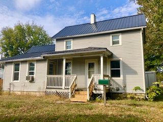 1005 8th Avenue, Sterling, IL 61081