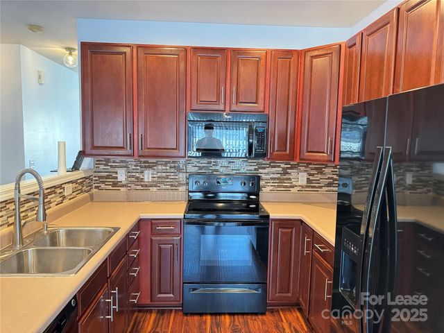 10560 Bunclody Drive, Charlotte, NC 28213