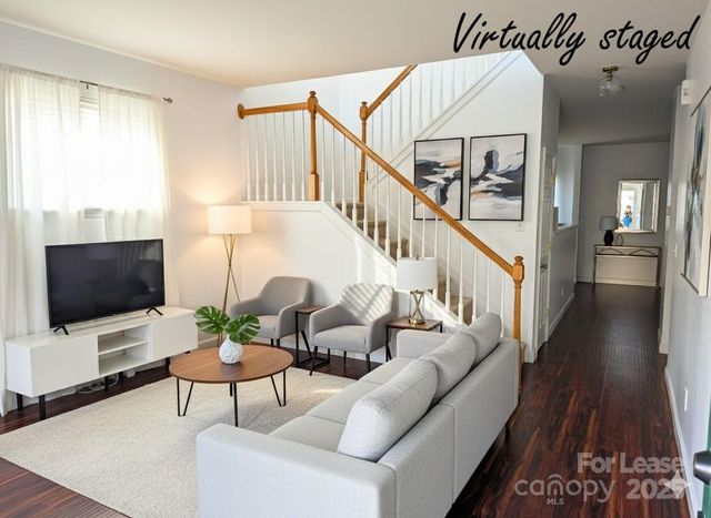 10560 Bunclody Drive, Charlotte, NC 28213