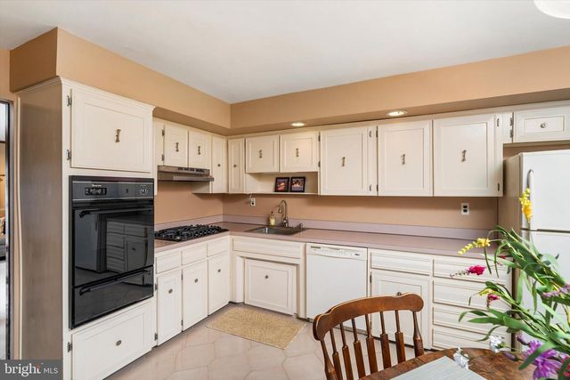 159 HEMPSTEAD RD, Hamilton, NJ 08610