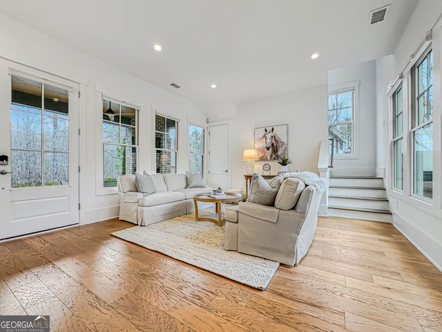 200 Mado Lane, Chattahoochee Hills, GA 30268