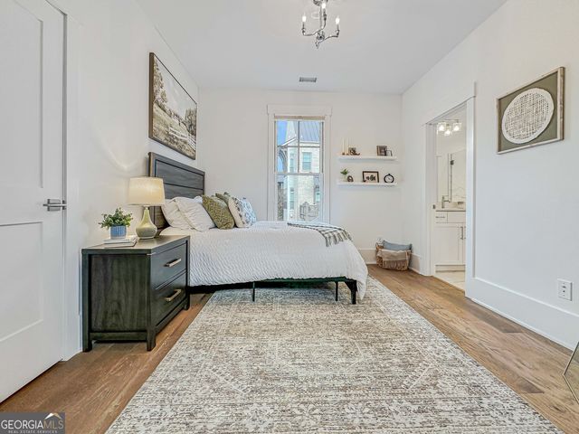 200 Mado Lane, Chattahoochee Hills, GA 30268