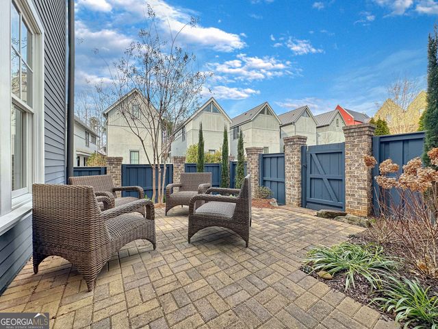 200 Mado Lane, Chattahoochee Hills, GA 30268