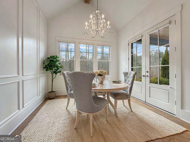 200 Mado Lane, Chattahoochee Hills, GA 30268