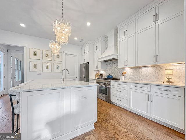 200 Mado Lane, Chattahoochee Hills, GA 30268