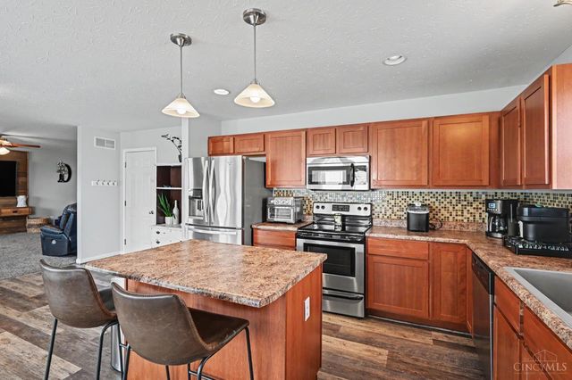 707 Holland Court, Trenton, OH 45067