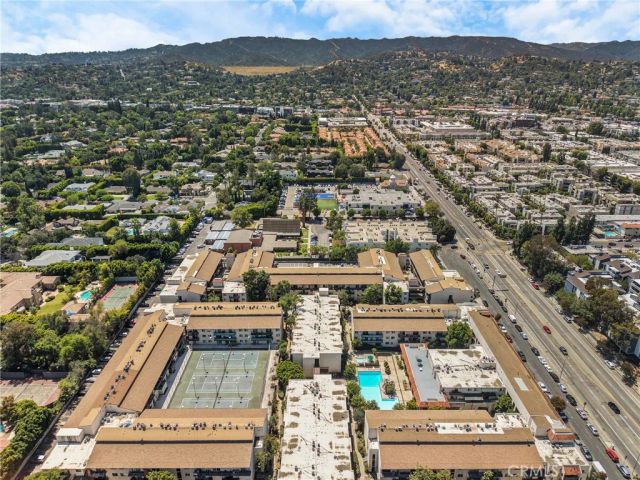 5460 White Oak B103, Encino, CA 91316