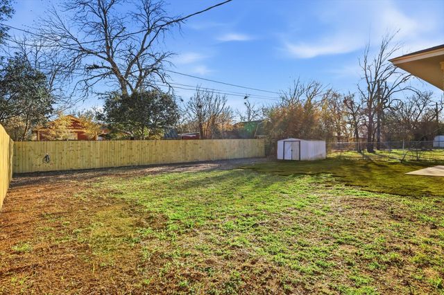 1004 Sierra Drive, Denton, TX 76209