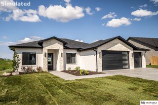 2537 S 102nd Street, Lincoln, NE 68520