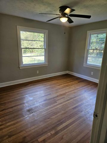 1159 W 20th St., Laurel, MS 39440