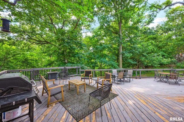 10539 N SLEEPY HOLLOW Road, Peoria, IL 61615