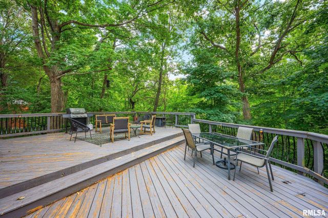 10539 N SLEEPY HOLLOW Road, Peoria, IL 61615