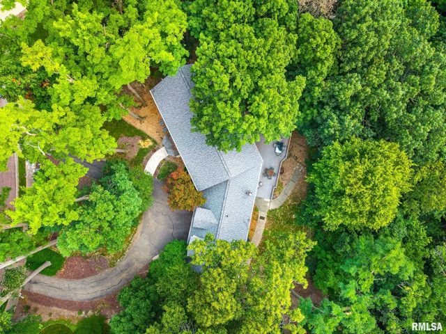 10539 N SLEEPY HOLLOW Road, Peoria, IL 61615