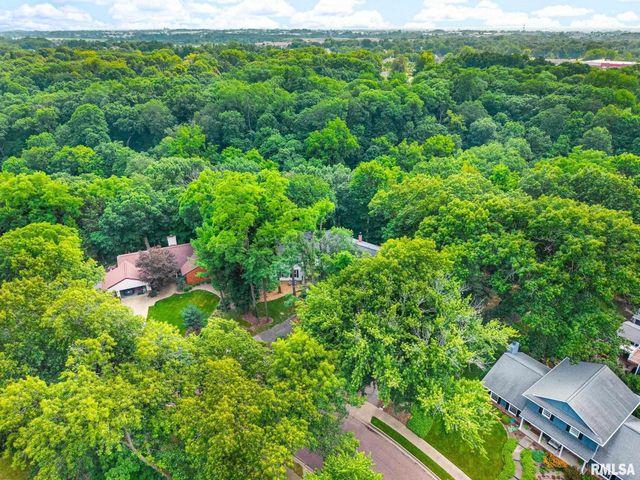 10539 N SLEEPY HOLLOW Road, Peoria, IL 61615