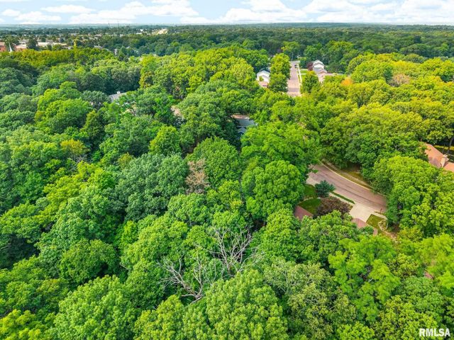 10539 N SLEEPY HOLLOW Road, Peoria, IL 61615