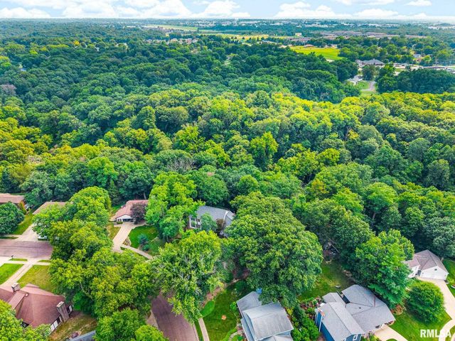 10539 N SLEEPY HOLLOW Road, Peoria, IL 61615