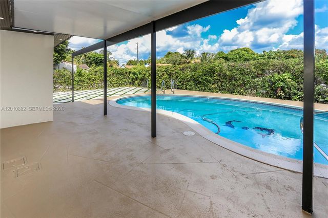 1620 Mckinley Street, Hollywood, FL 33020