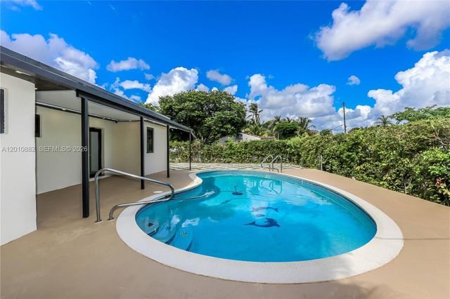 1620 Mckinley Street, Hollywood, FL 33020