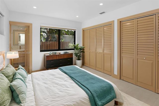 1620 Mckinley Street, Hollywood, FL 33020