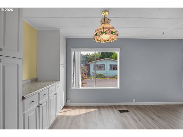 4407 Se ROETHE Rd 49, Milwaukie, OR 97267