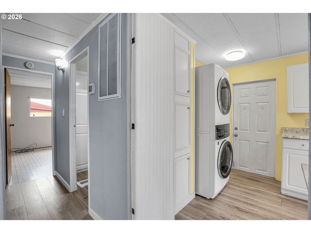 4407 Se ROETHE Rd 49, Milwaukie, OR 97267