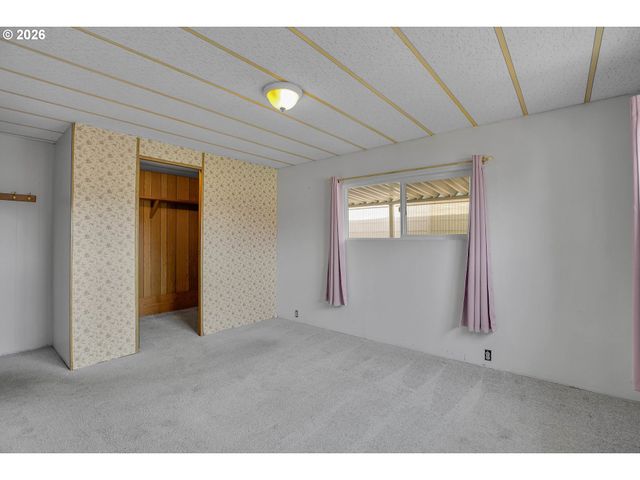 4407 Se ROETHE Rd 49, Milwaukie, OR 97267