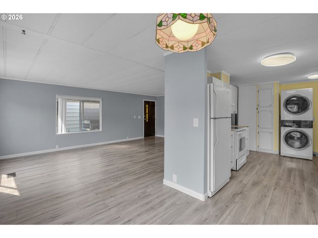 4407 Se ROETHE Rd 49, Milwaukie, OR 97267