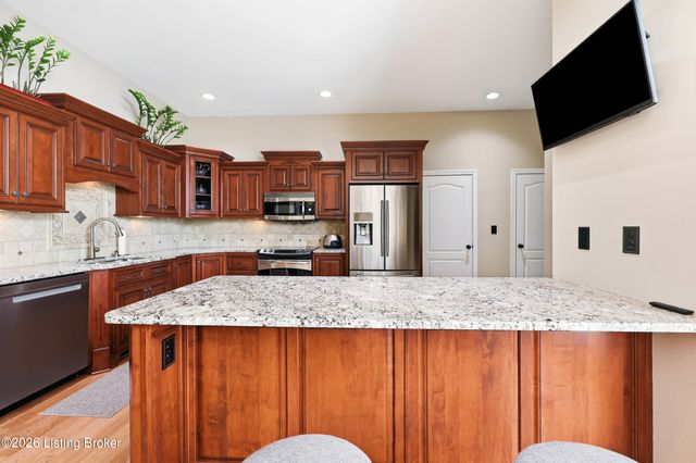 383 Woodland Pass, Mt Washington, KY 40047